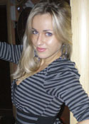 russian_picking_up_a_girl - bustyrussiansingles.com