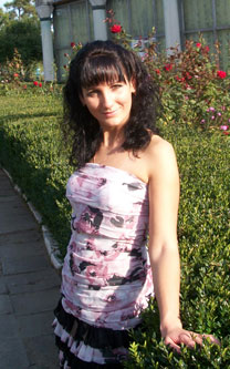 bustyrussiansingles.com - woman pictures