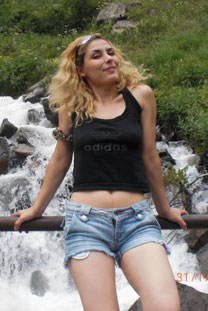bustyrussiansingles.com - young_woman_meeting